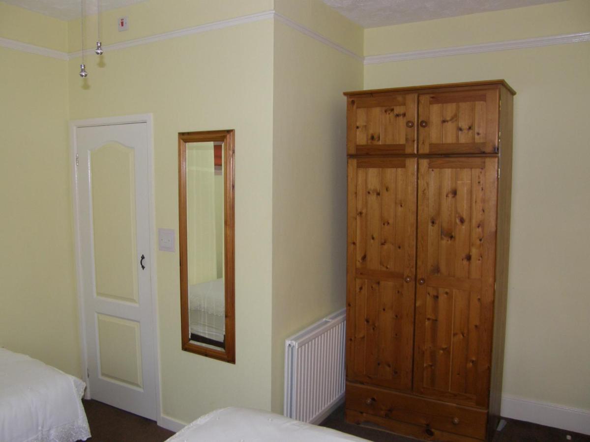 بيغْنْتون Kingswinford Guest House المظهر الخارجي الصورة