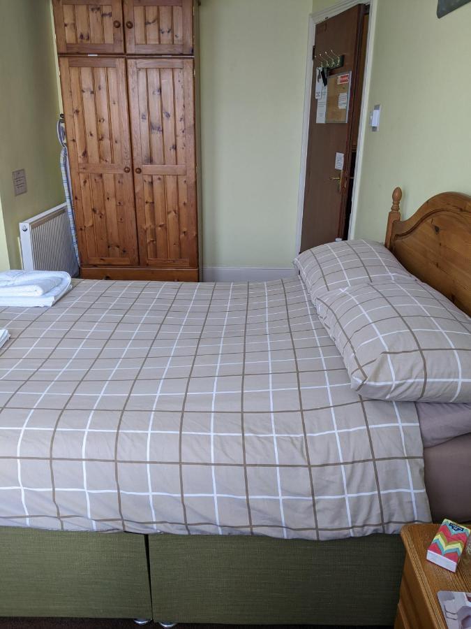 بيغْنْتون Kingswinford Guest House المظهر الخارجي الصورة