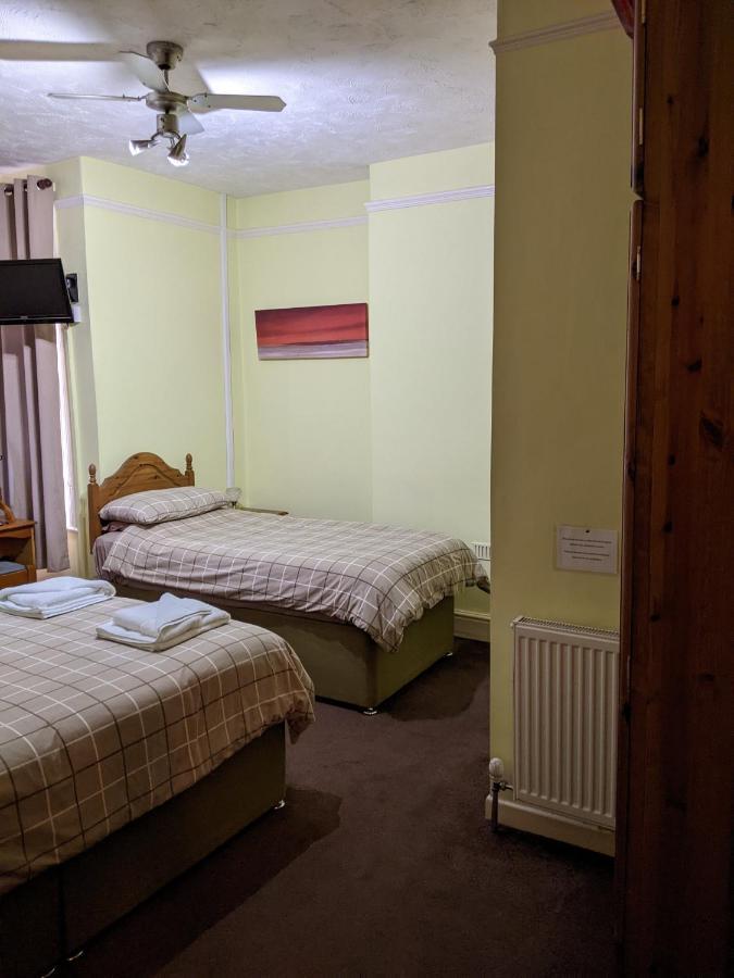 بيغْنْتون Kingswinford Guest House المظهر الخارجي الصورة
