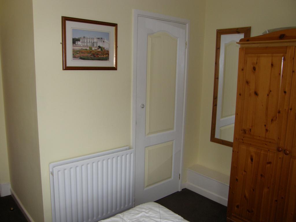 بيغْنْتون Kingswinford Guest House المظهر الخارجي الصورة